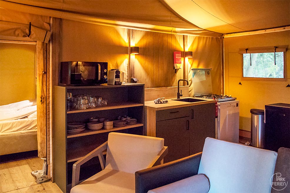 landal glamping neufchateau zelt kueche