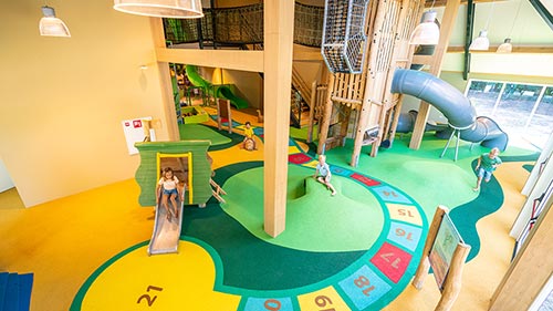 Neuer Indoor Spielbauernhof im Ferienpark Landal Orveltermarke, Foto: Landal GreenParks